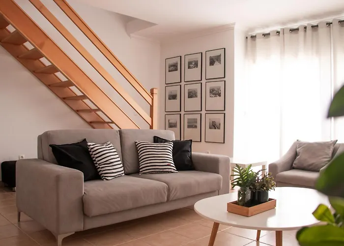 4 Elements Διαμέρισμα *